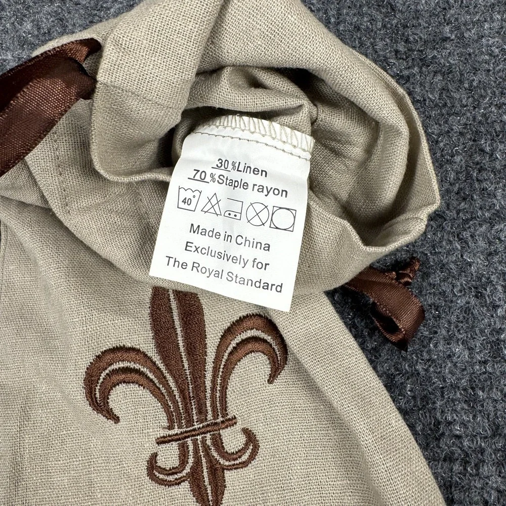 The Unbranded Brand embroidered fleur